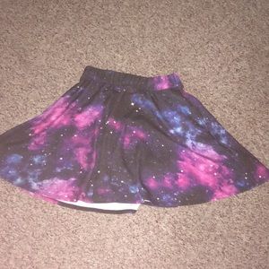 Dark galaxy skirt